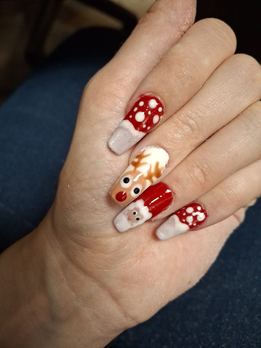 Work by Nikole Erickson at AA'S Salon in Pahrump, Nevada